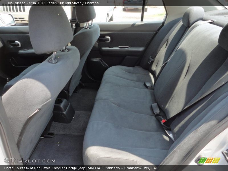 Brillant Silver / Charcoal 2009 Nissan Versa 1.8 S Sedan