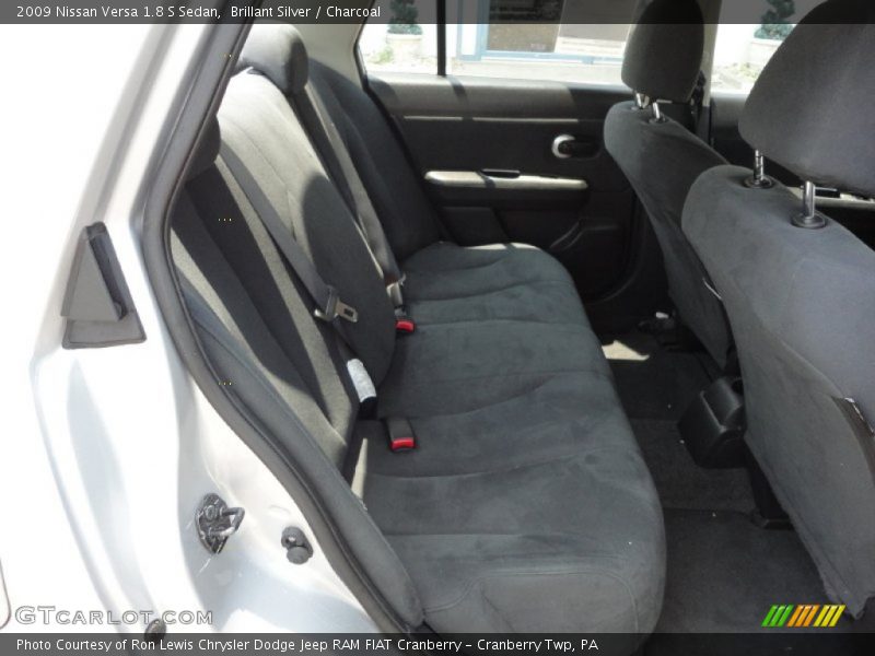 Brillant Silver / Charcoal 2009 Nissan Versa 1.8 S Sedan