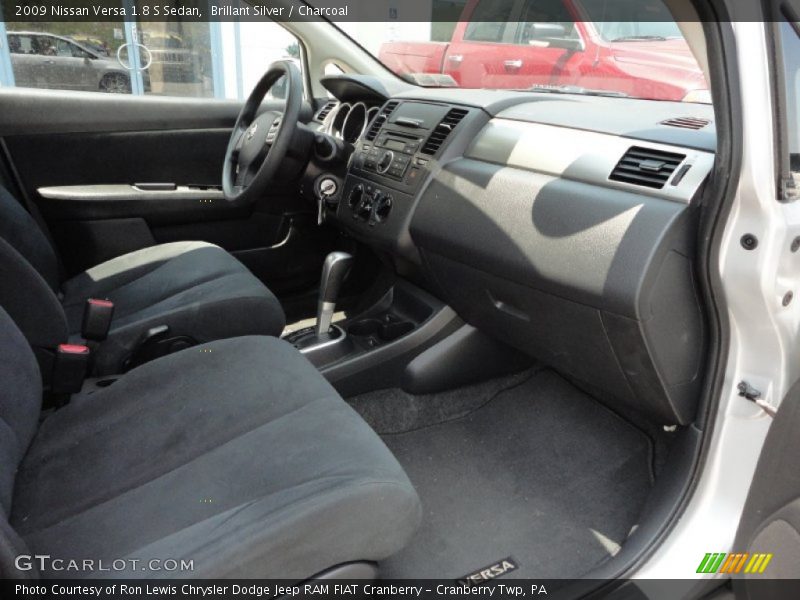 Brillant Silver / Charcoal 2009 Nissan Versa 1.8 S Sedan