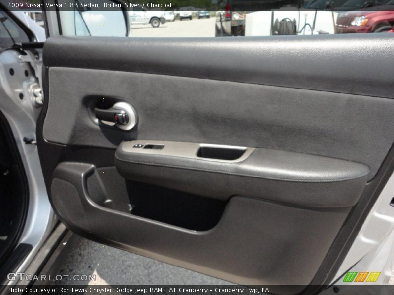 Brillant Silver / Charcoal 2009 Nissan Versa 1.8 S Sedan
