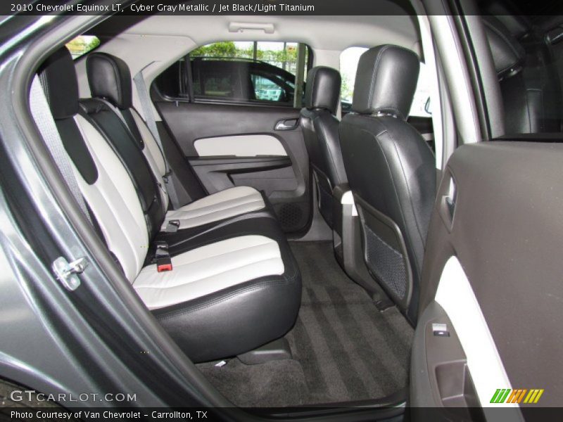  2010 Equinox LT Jet Black/Light Titanium Interior