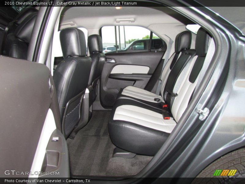  2010 Equinox LT Jet Black/Light Titanium Interior