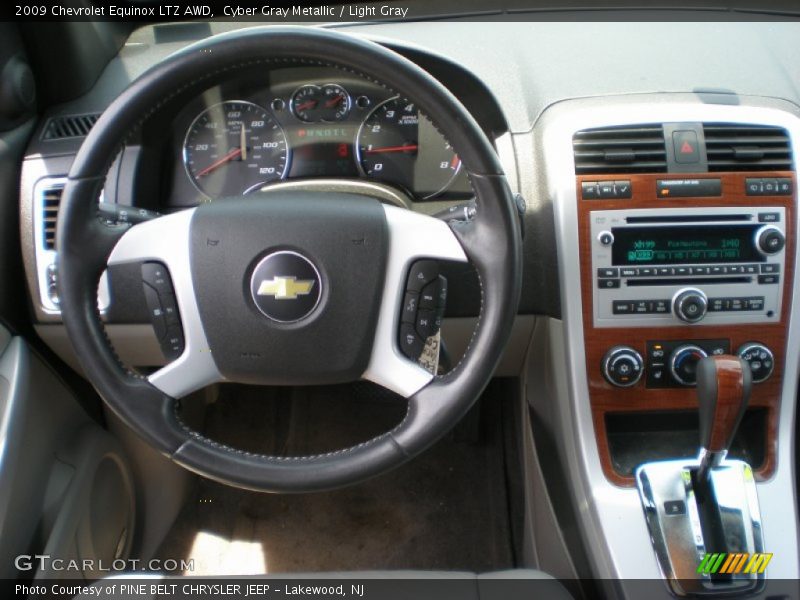 Dashboard of 2009 Equinox LTZ AWD