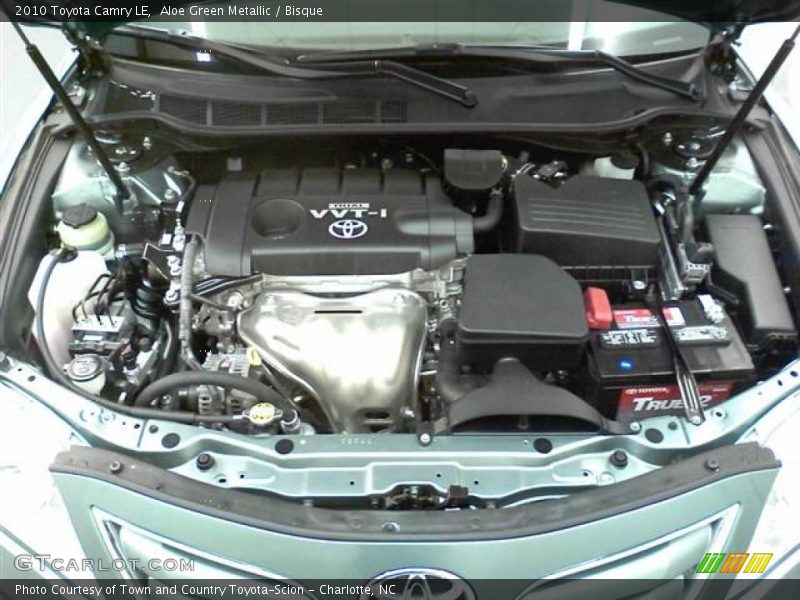 Aloe Green Metallic / Bisque 2010 Toyota Camry LE