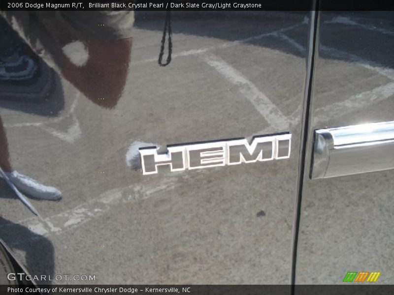  2006 Magnum R/T Logo