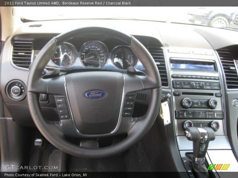 Dashboard of 2011 Taurus Limited AWD