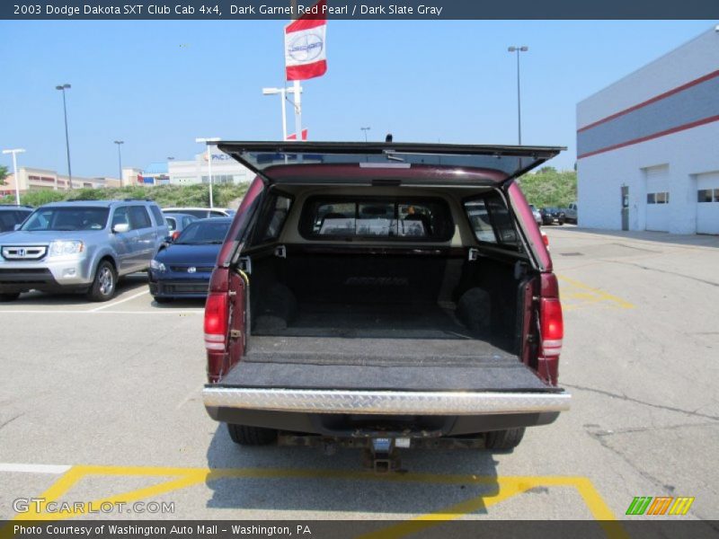 Dark Garnet Red Pearl / Dark Slate Gray 2003 Dodge Dakota SXT Club Cab 4x4