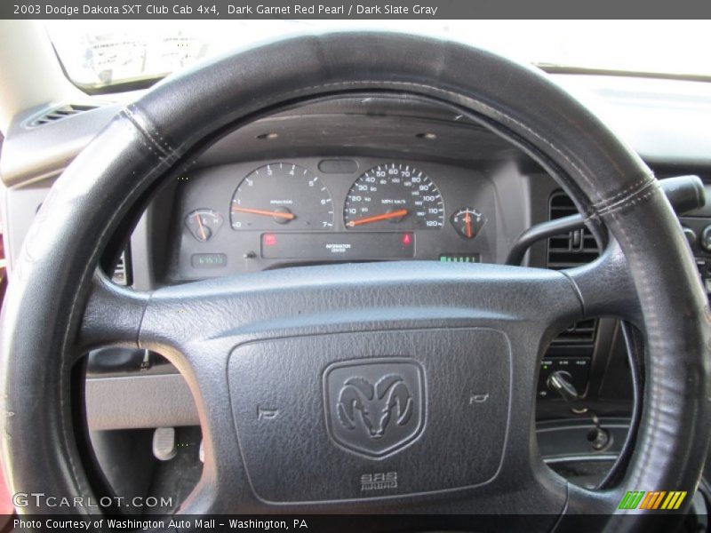 Dark Garnet Red Pearl / Dark Slate Gray 2003 Dodge Dakota SXT Club Cab 4x4