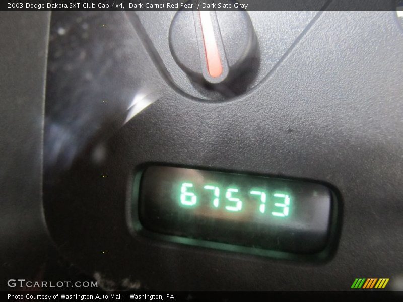 Dark Garnet Red Pearl / Dark Slate Gray 2003 Dodge Dakota SXT Club Cab 4x4