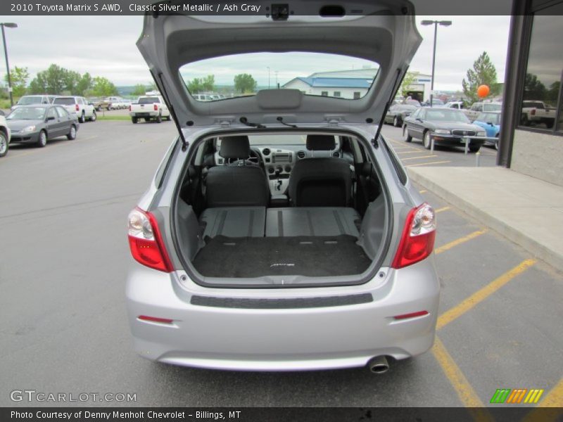  2010 Matrix S AWD Trunk