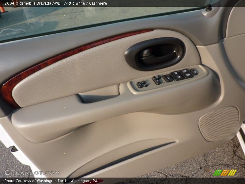 Arctic White / Cashmere 2004 Oldsmobile Bravada AWD