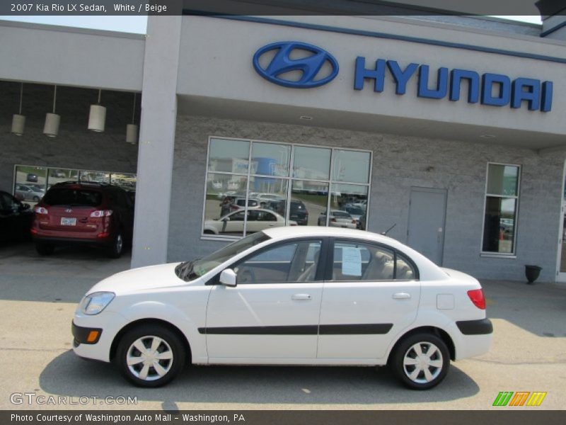 White / Beige 2007 Kia Rio LX Sedan