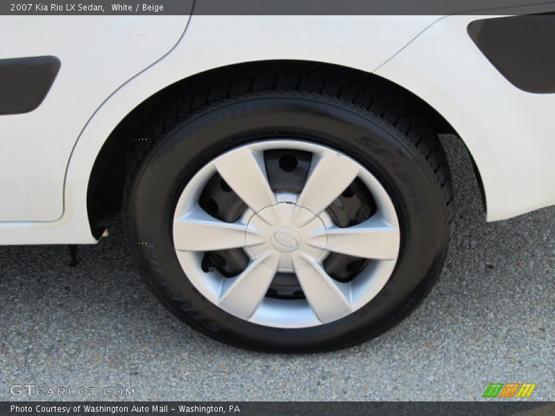 White / Beige 2007 Kia Rio LX Sedan