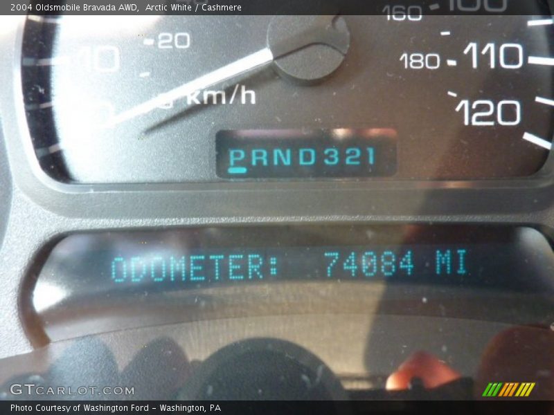Arctic White / Cashmere 2004 Oldsmobile Bravada AWD