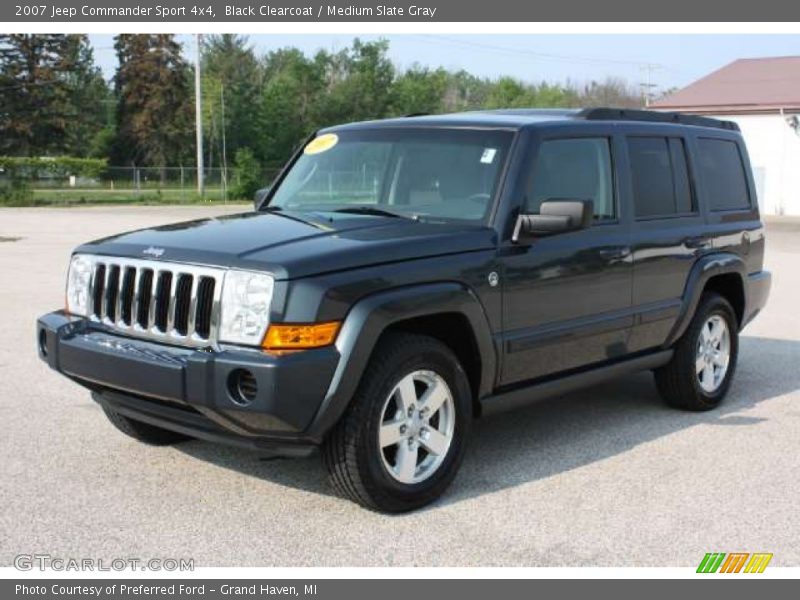 Black Clearcoat / Medium Slate Gray 2007 Jeep Commander Sport 4x4