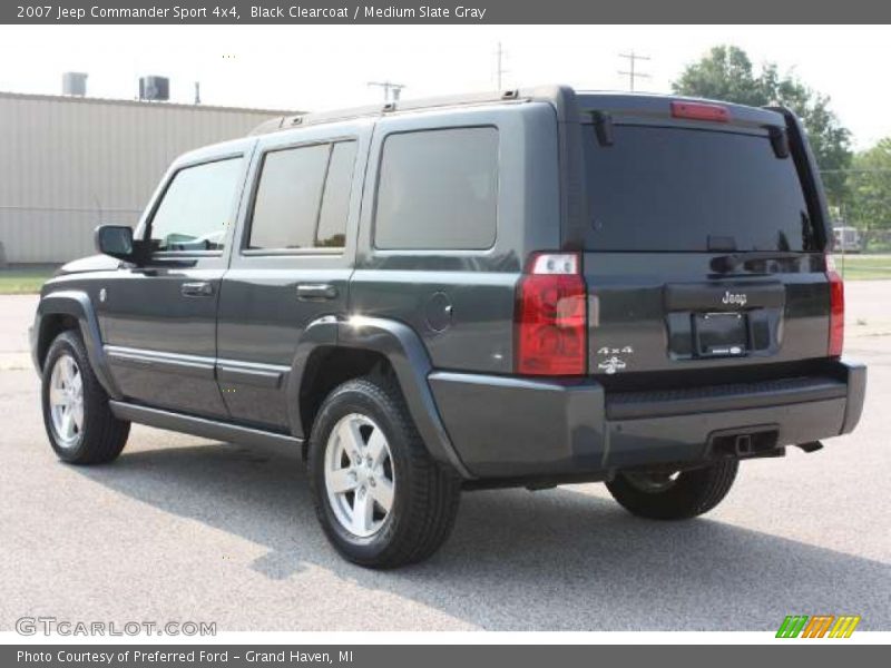 Black Clearcoat / Medium Slate Gray 2007 Jeep Commander Sport 4x4