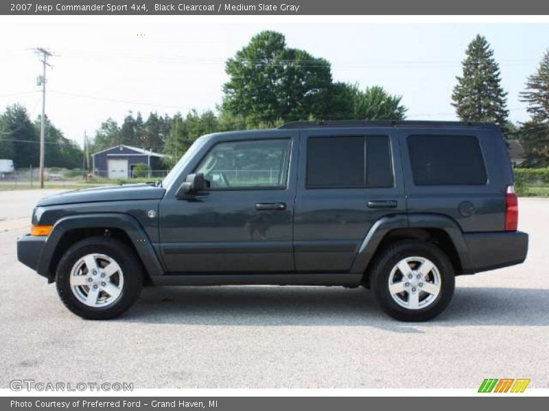 Black Clearcoat / Medium Slate Gray 2007 Jeep Commander Sport 4x4