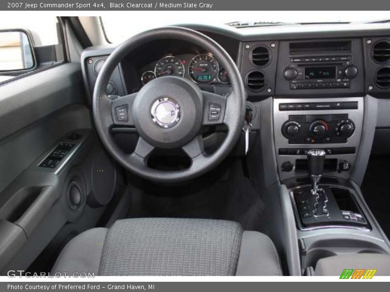 Black Clearcoat / Medium Slate Gray 2007 Jeep Commander Sport 4x4
