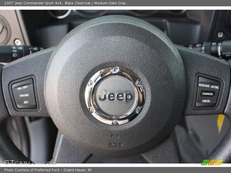 Black Clearcoat / Medium Slate Gray 2007 Jeep Commander Sport 4x4