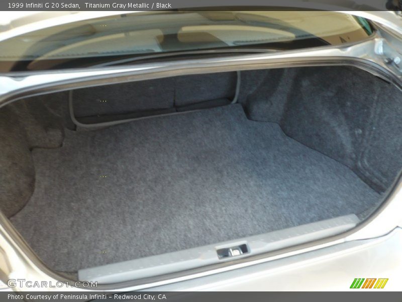  1999 G 20 Sedan Trunk