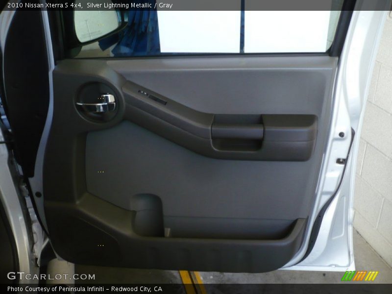 Silver Lightning Metallic / Gray 2010 Nissan Xterra S 4x4