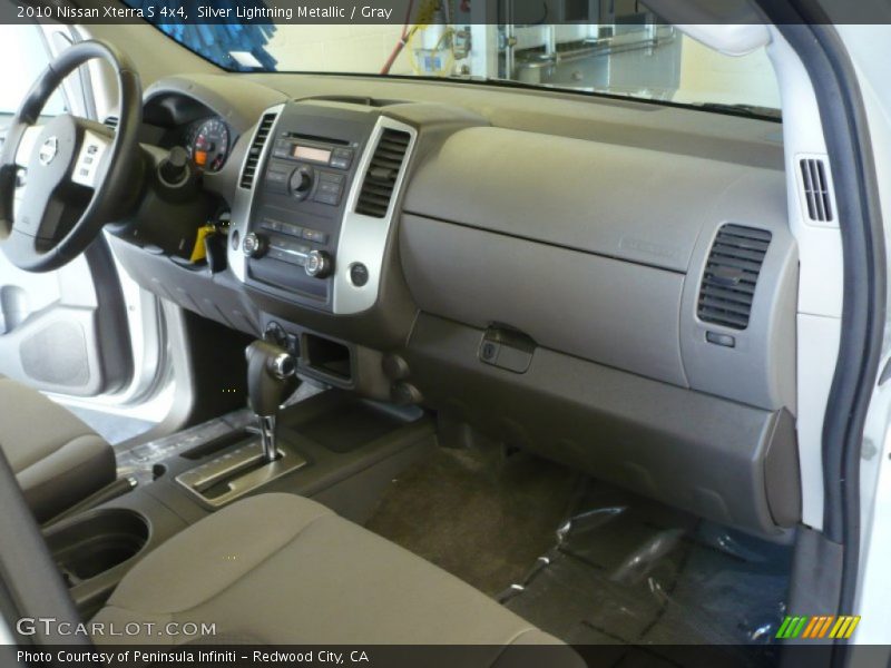 Silver Lightning Metallic / Gray 2010 Nissan Xterra S 4x4