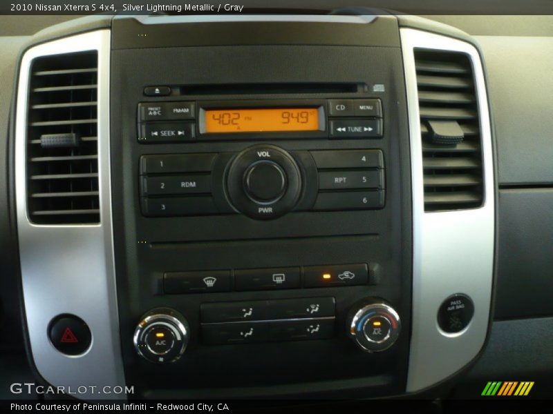 Silver Lightning Metallic / Gray 2010 Nissan Xterra S 4x4