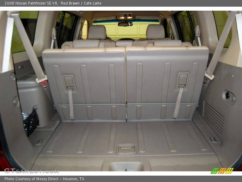  2008 Pathfinder SE V8 Trunk