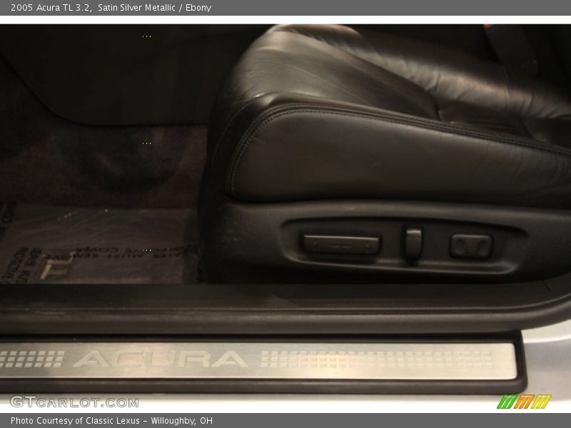Satin Silver Metallic / Ebony 2005 Acura TL 3.2