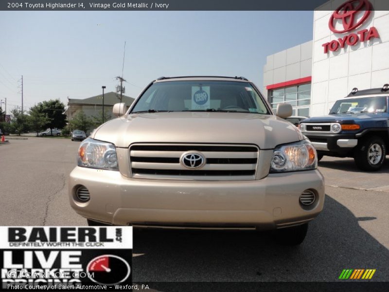 Vintage Gold Metallic / Ivory 2004 Toyota Highlander I4