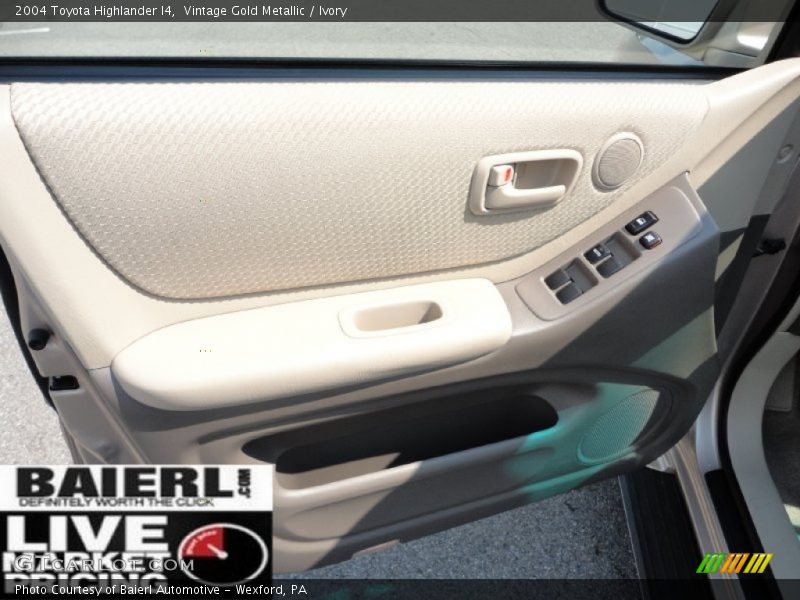 Vintage Gold Metallic / Ivory 2004 Toyota Highlander I4