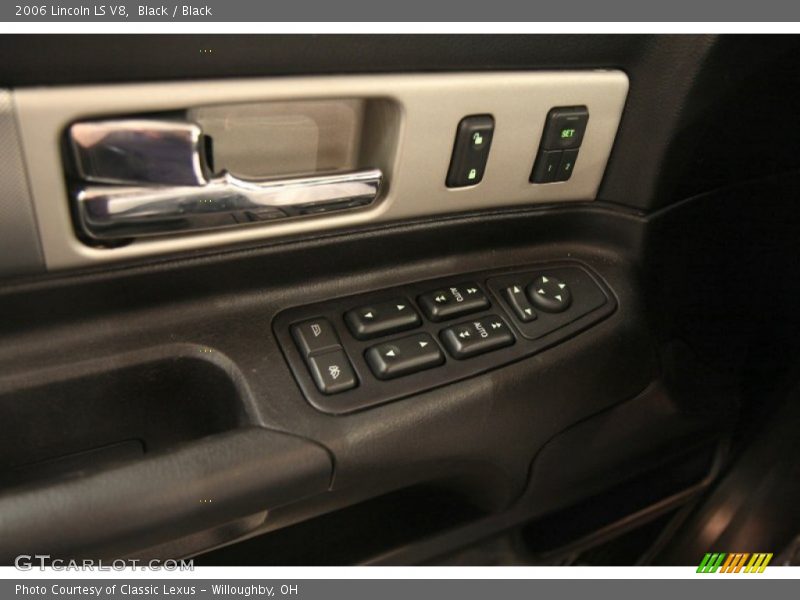 Black / Black 2006 Lincoln LS V8