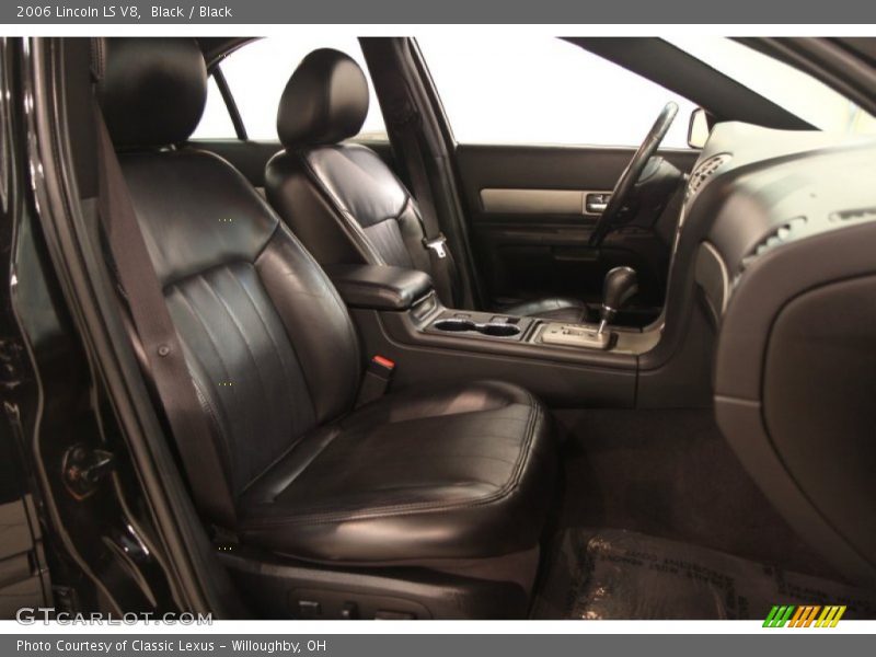 Black / Black 2006 Lincoln LS V8
