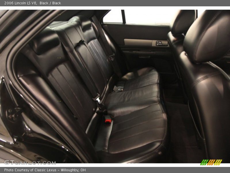 Black / Black 2006 Lincoln LS V8