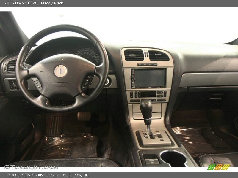 Black / Black 2006 Lincoln LS V8