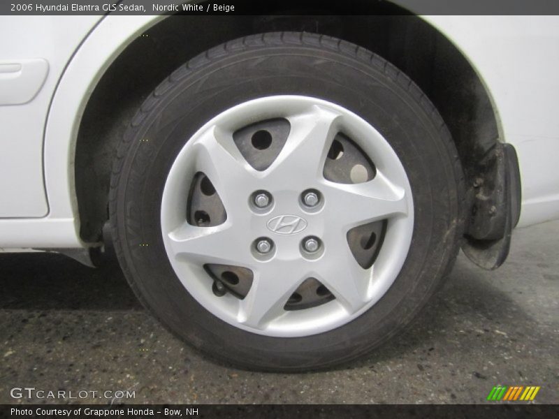 Nordic White / Beige 2006 Hyundai Elantra GLS Sedan