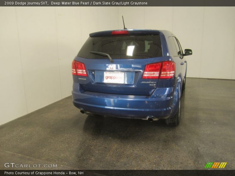 Deep Water Blue Pearl / Dark Slate Gray/Light Graystone 2009 Dodge Journey SXT