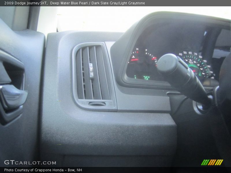 Deep Water Blue Pearl / Dark Slate Gray/Light Graystone 2009 Dodge Journey SXT