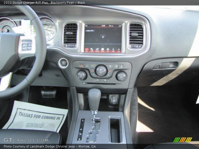 Blackberry Pearl / Black 2011 Dodge Charger R/T Plus