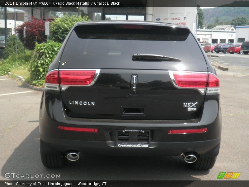 Tuxedo Black Metallic / Charcoal Black 2011 Lincoln MKX AWD