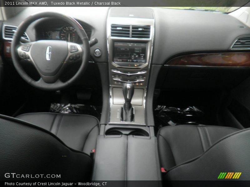 Tuxedo Black Metallic / Charcoal Black 2011 Lincoln MKX AWD