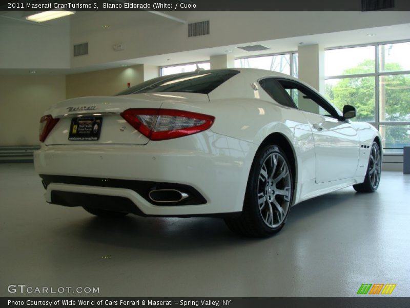 Bianco Eldorado (White) / Cuoio 2011 Maserati GranTurismo S