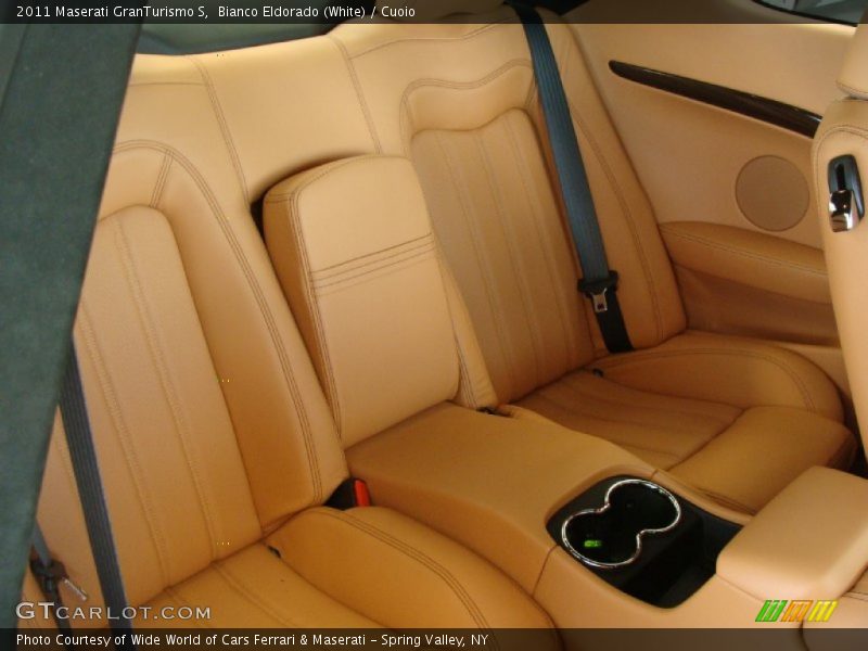  2011 GranTurismo S Cuoio Interior