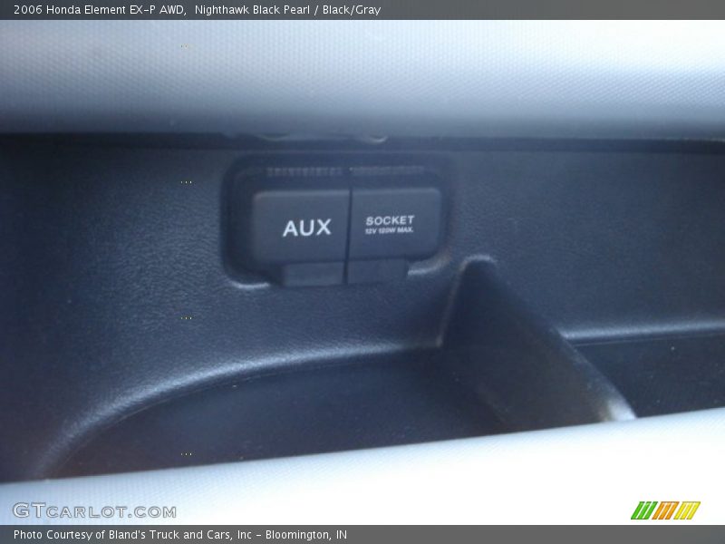Nighthawk Black Pearl / Black/Gray 2006 Honda Element EX-P AWD