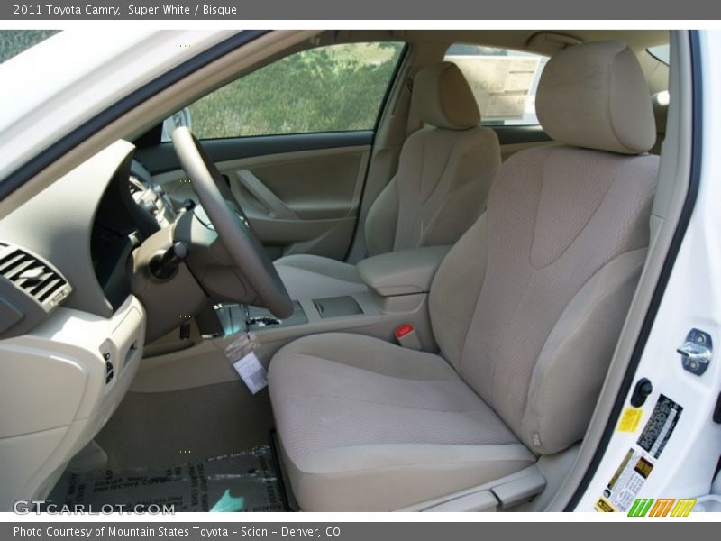 Super White / Bisque 2011 Toyota Camry