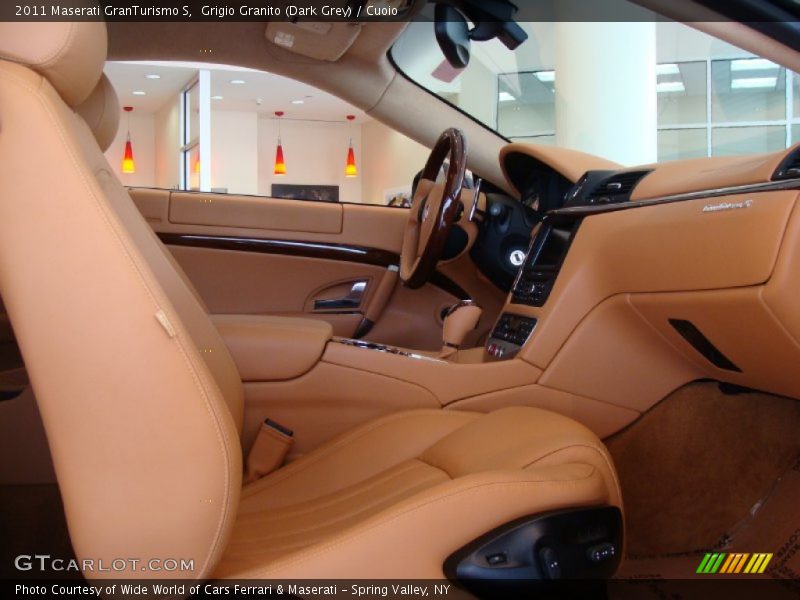  2011 GranTurismo S Cuoio Interior