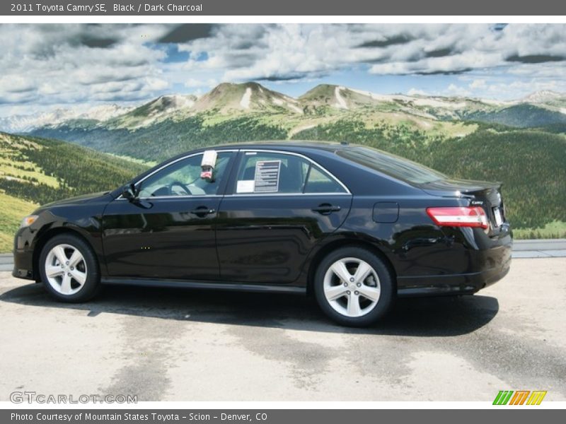 Black / Dark Charcoal 2011 Toyota Camry SE