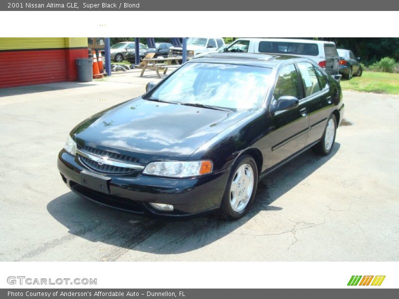 Super Black / Blond 2001 Nissan Altima GLE