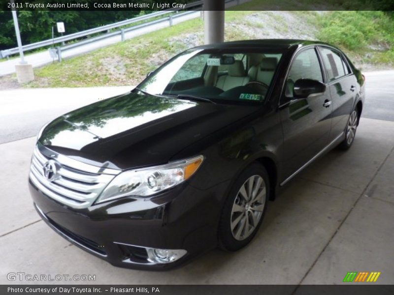 Cocoa Bean Metallic / Light Gray 2011 Toyota Avalon Limited