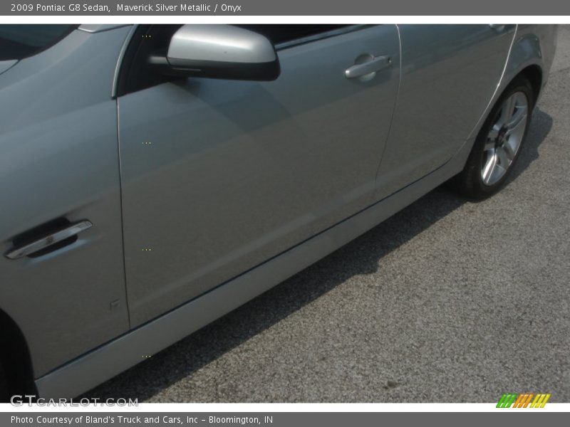 Maverick Silver Metallic / Onyx 2009 Pontiac G8 Sedan
